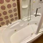 Anemori Centro Konukevi 4*